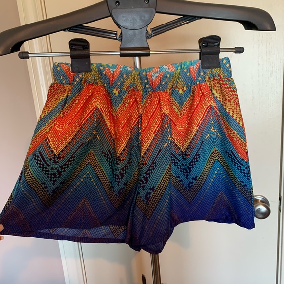 Chevron shorts - Picture 3 of 5